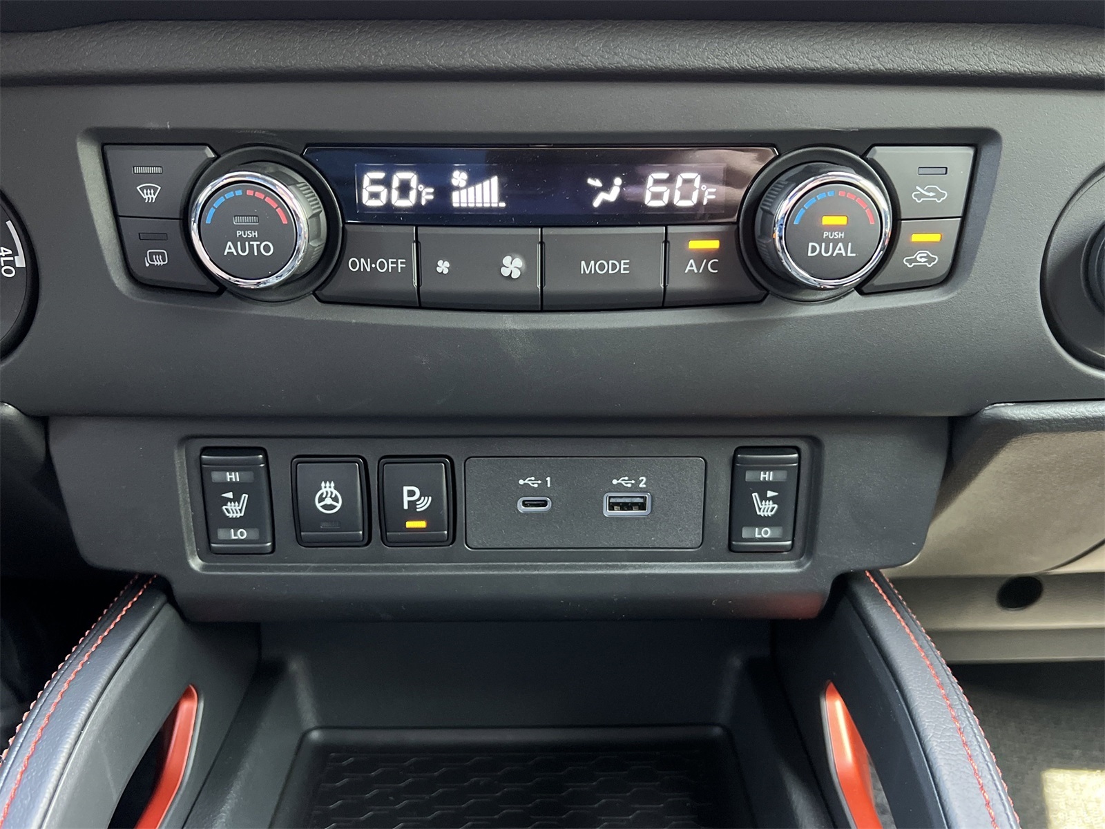 2025 Nissan Frontier PRO-4X photo 7