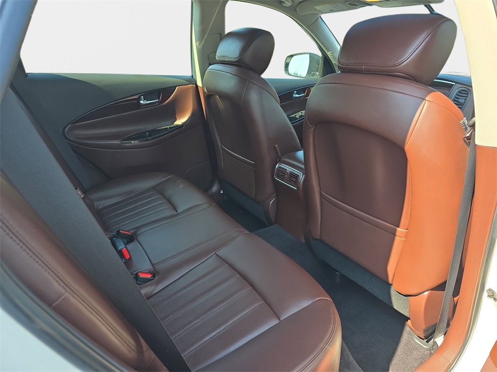 2016 Infiniti QX50 Base photo 11