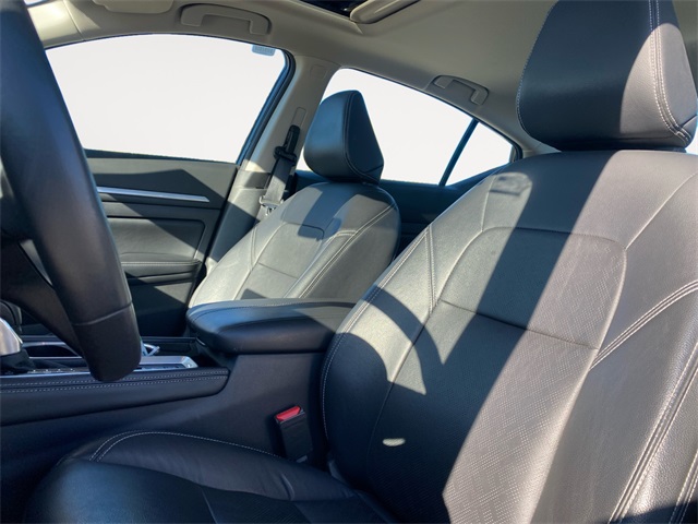 2024 Nissan Altima 2.5 SL photo 9