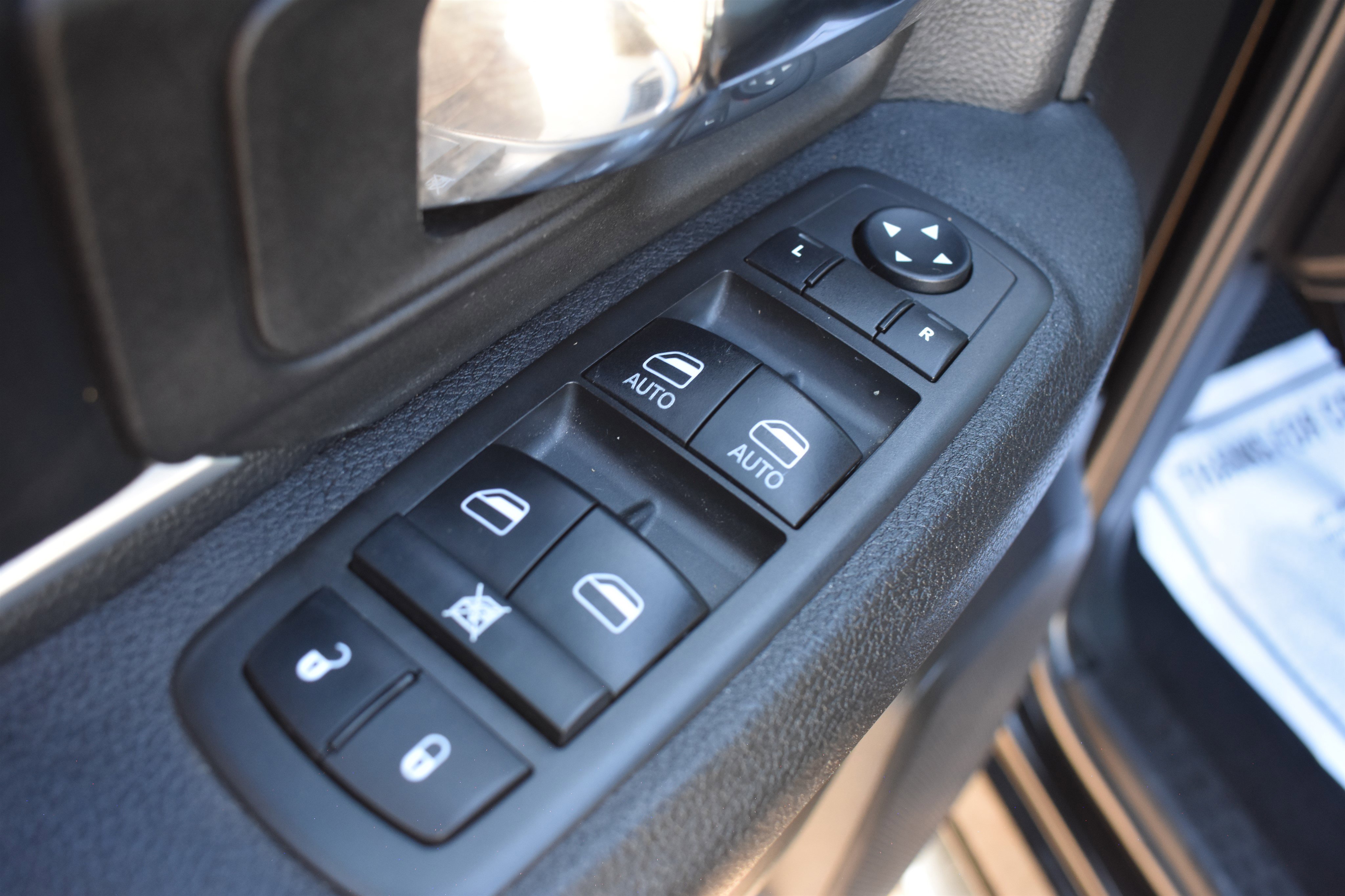 2021 Ram 1500 Classic Warlock photo 7