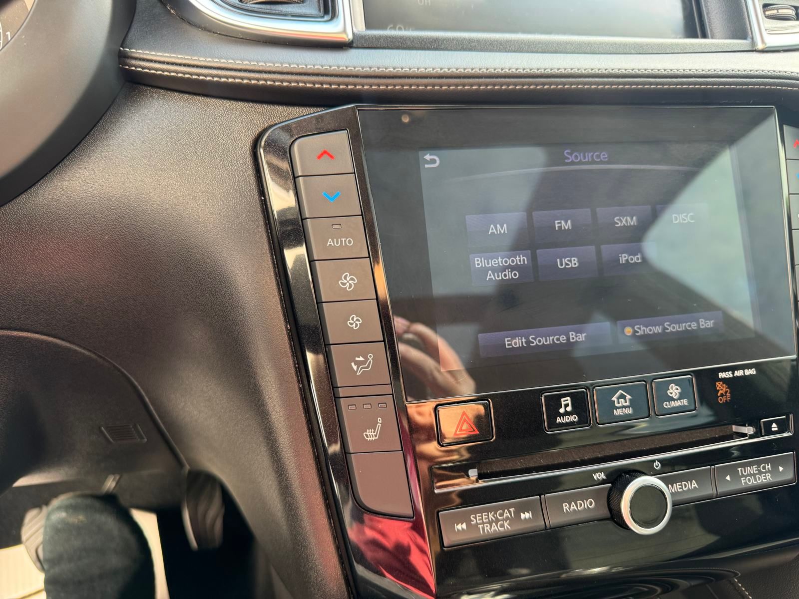 2019 Infiniti QX50 Luxe photo 11