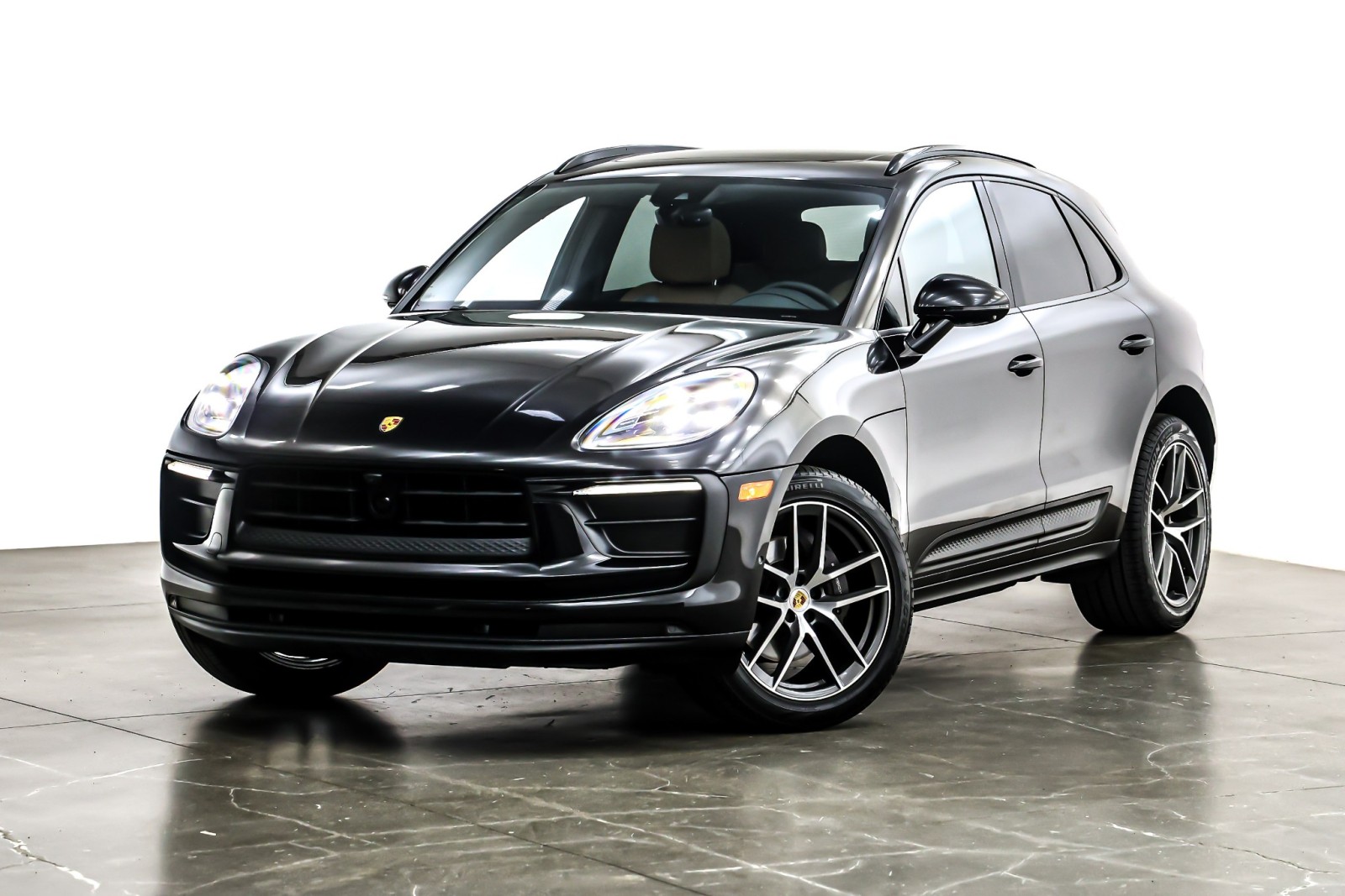2023 Porsche Macan Base