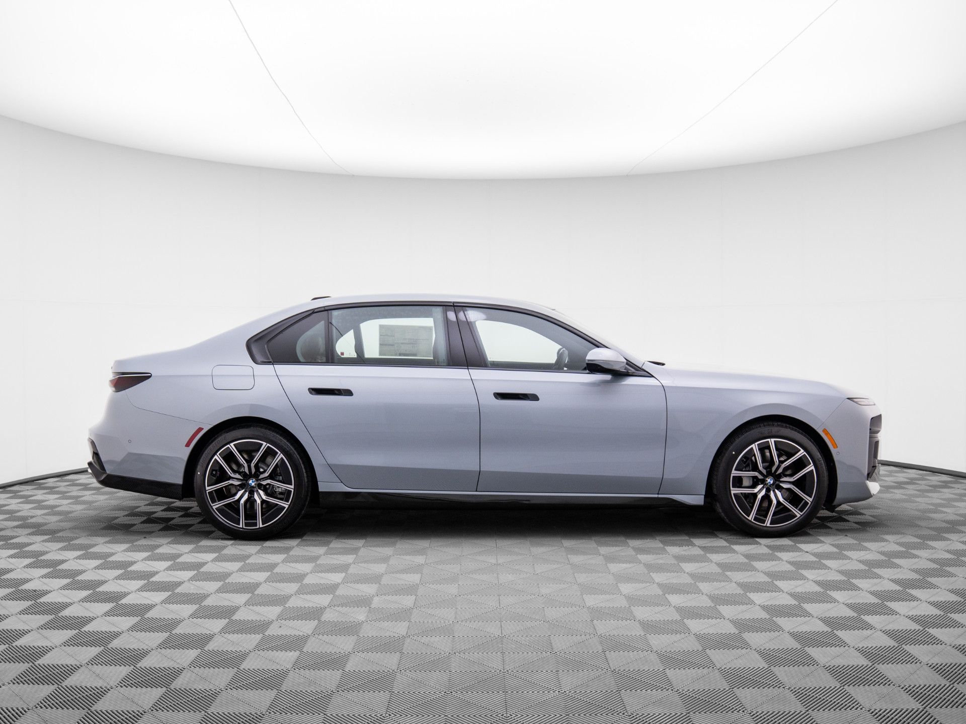 New 2025 Brooklyn Grey Metallic BMW 760i xDrive image 7