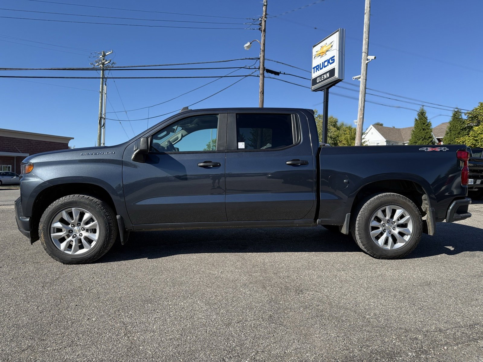 2021 Chevrolet Silverado 1500 Custom photo 4