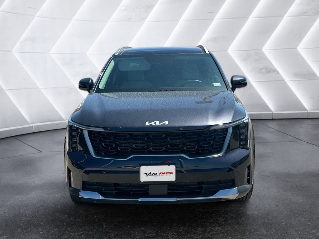 2025 Kia Sorento S photo 2