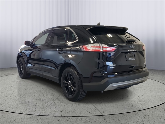 2024 Ford Edge SEL photo 4