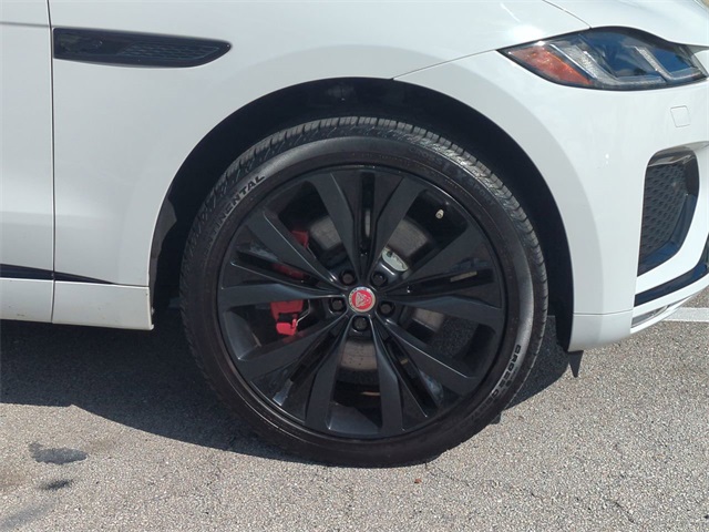 2023 Jaguar F-PACE P400 R-Dynamic S photo 11