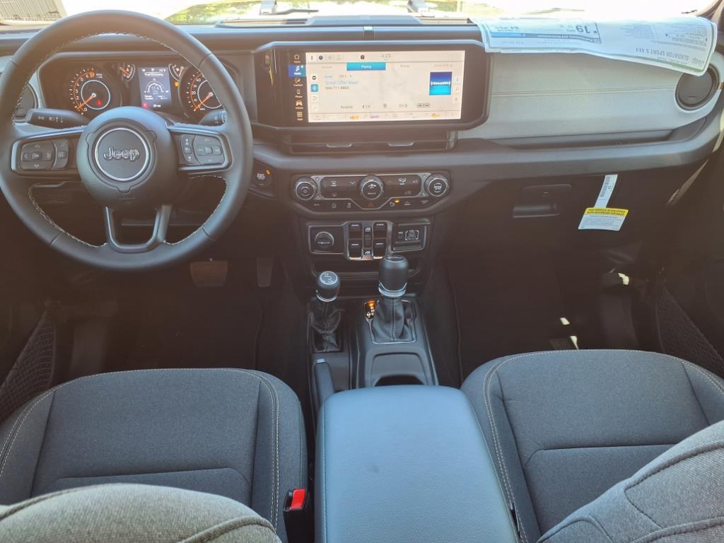 2025 Jeep Gladiator Sport S photo 24