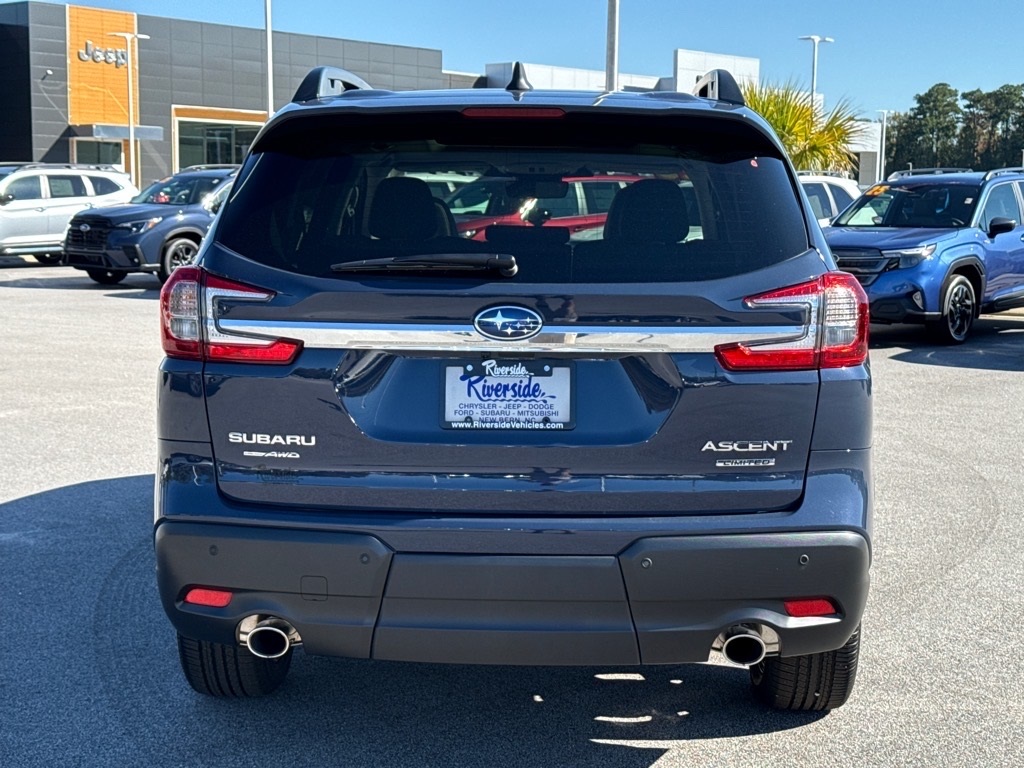 2025 Subaru Ascent Limited photo 3