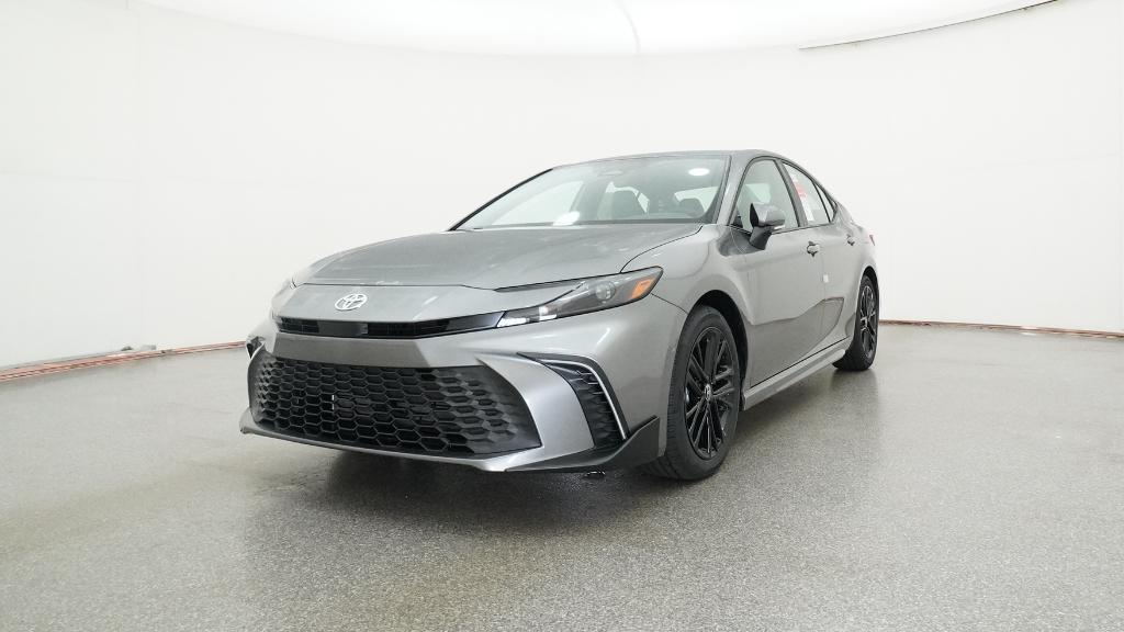 2026 Toyota Camry SE photo 4