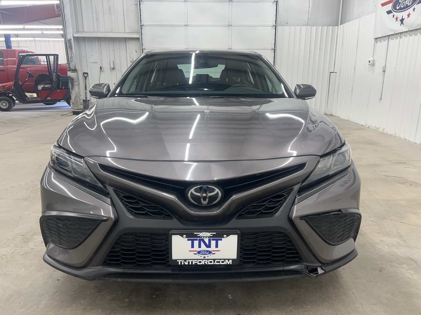 2024 Toyota Camry SE photo 4