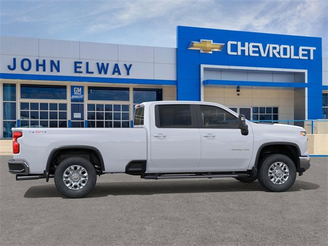 2026 Chevrolet Silverado 3500HD LT photo 4
