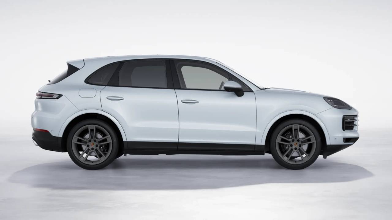 2026 Porsche Cayenne photo 6
