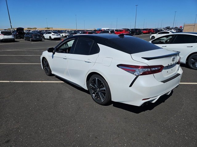 2019 Toyota Camry XSE V6 photo 3