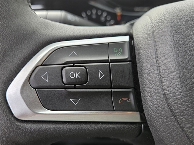 2025 Jeep Compass Latitude photo 28