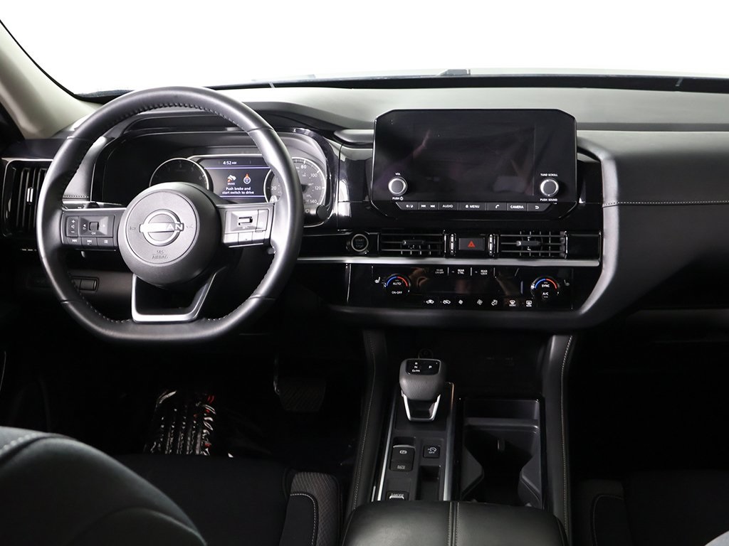 2024 Nissan Pathfinder SV photo 30