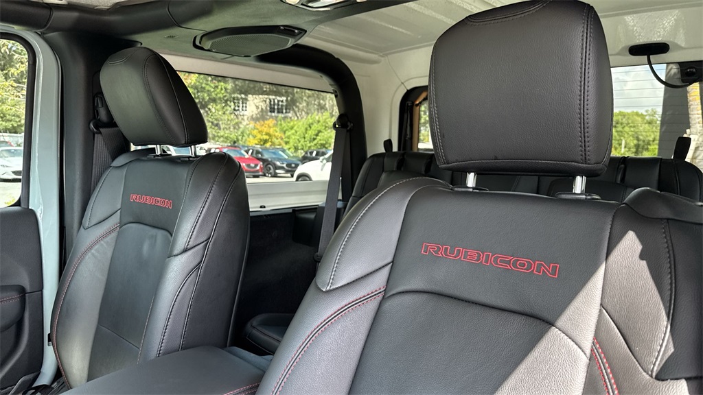 2023 Jeep Wrangler Two-Door Rubicon photo 40