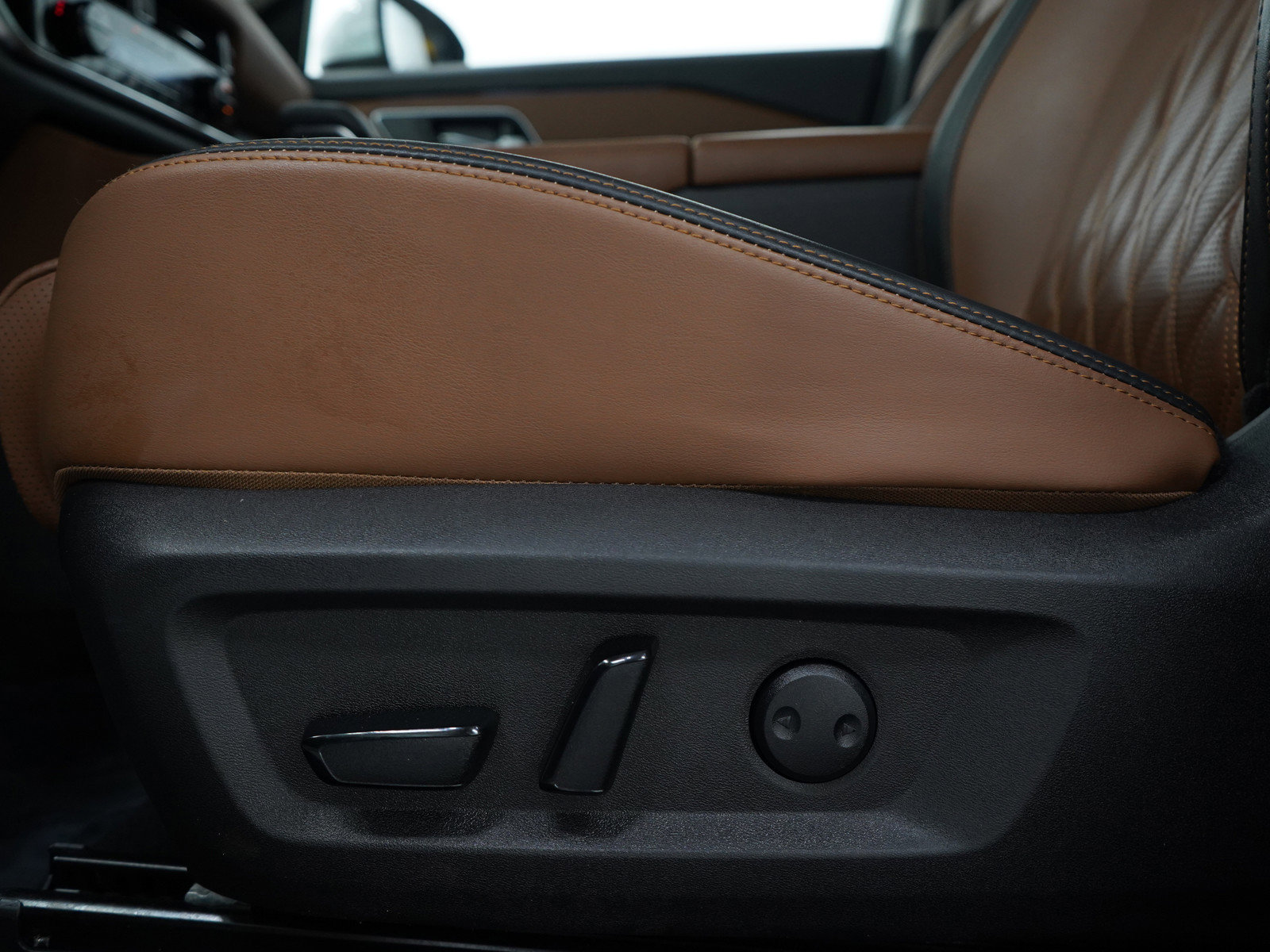 2024 Nissan Rogue Platinum photo 23