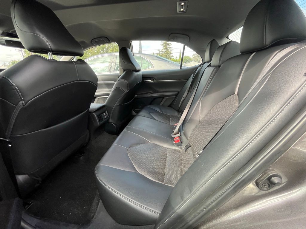 2023 Toyota Camry XSE photo 7