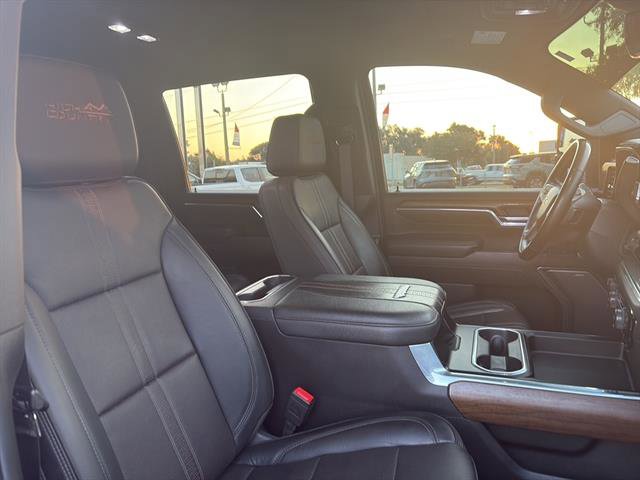2024 Chevrolet Silverado 3500HD High Country photo 9