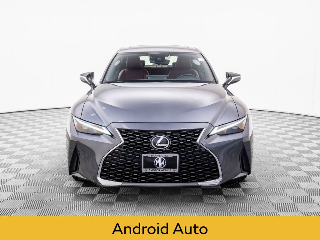 2022 Lexus IS 300 AWD photo 8