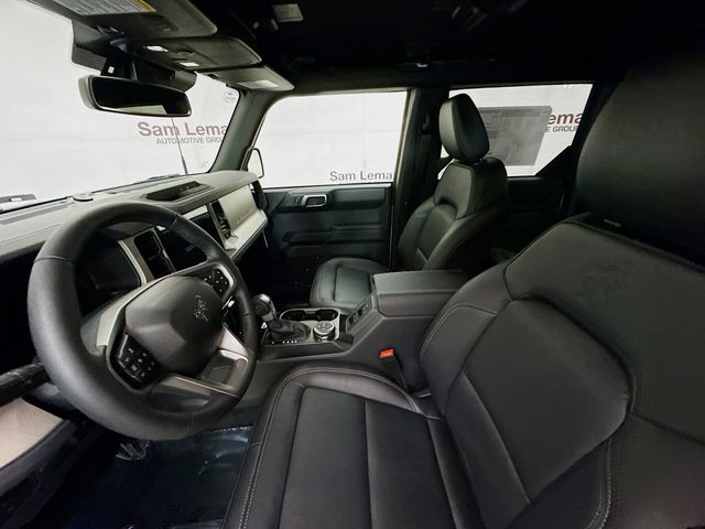 2025 Ford Bronco Outer Banks photo 17
