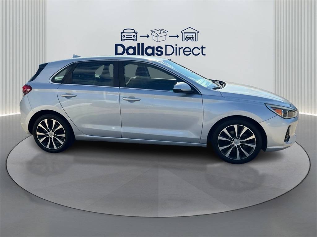 2018 Hyundai Elantra GT Base photo 4