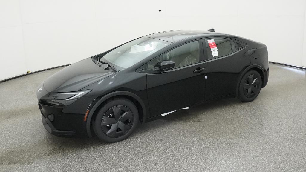 2026 Toyota Prius LE photo 7