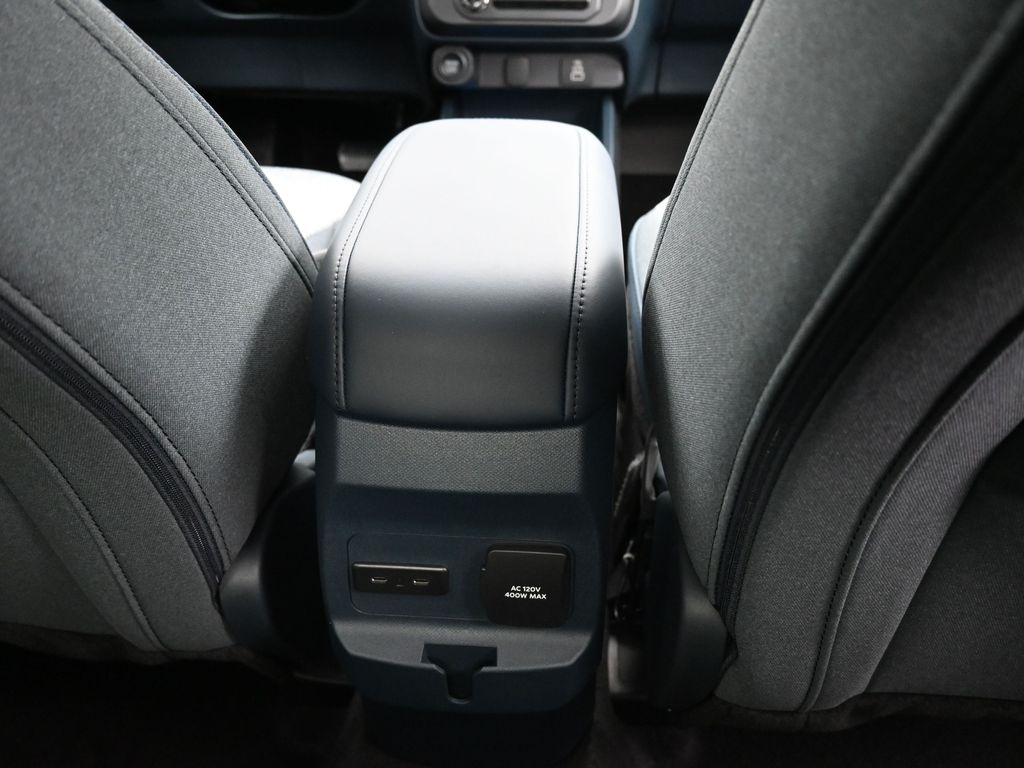 2025 Ford Maverick XLT photo 24