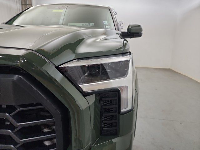 2022 Toyota Tundra SR5 CrewMax photo 27