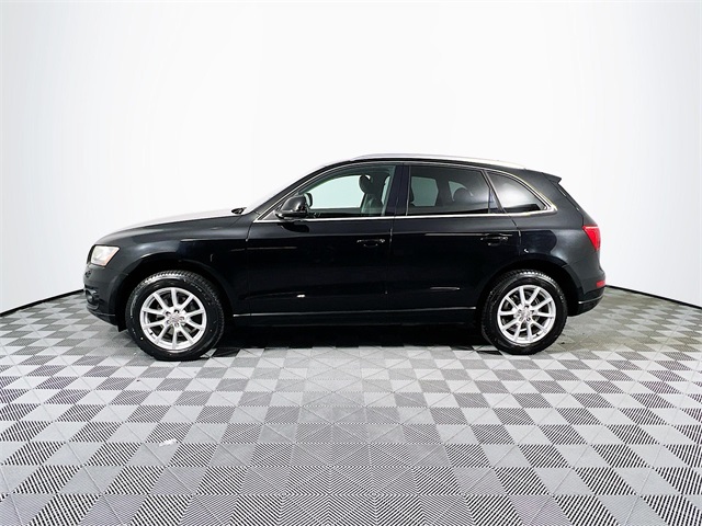 2011 Audi Q5 2.0T Premium photo 2