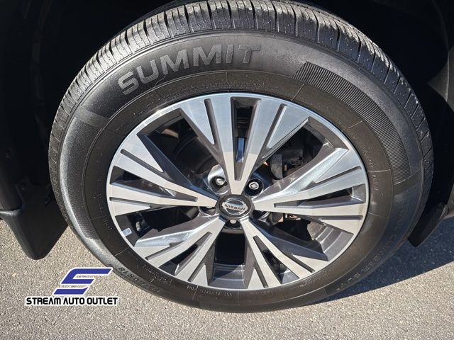 2021 Nissan Rogue SV photo 10