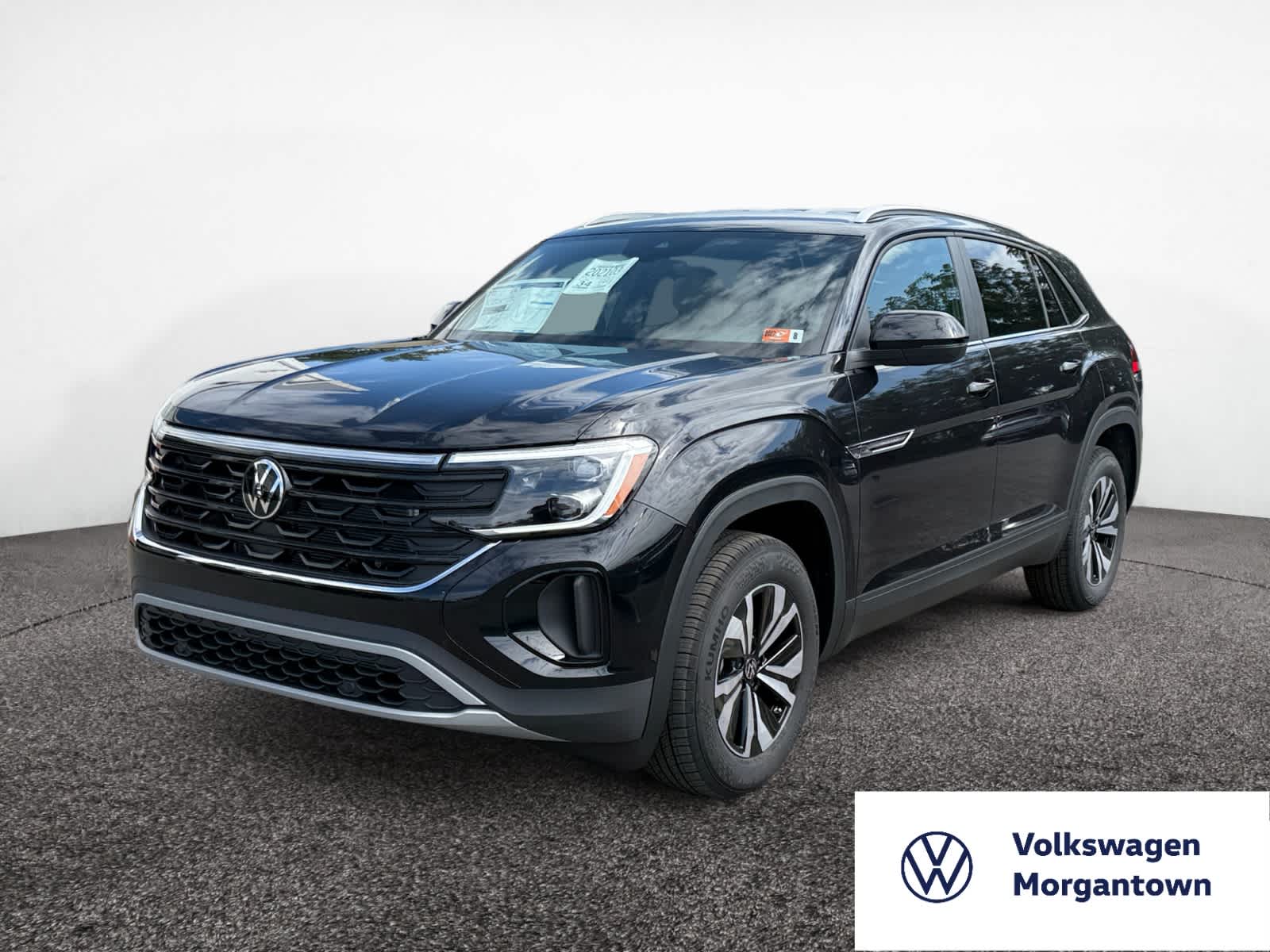 2026 Volkswagen Atlas Cross Sport SE's photo