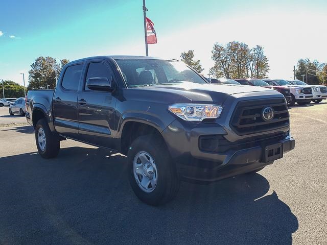 2023 Toyota Tacoma SR 4x4 Double Cab photo 3