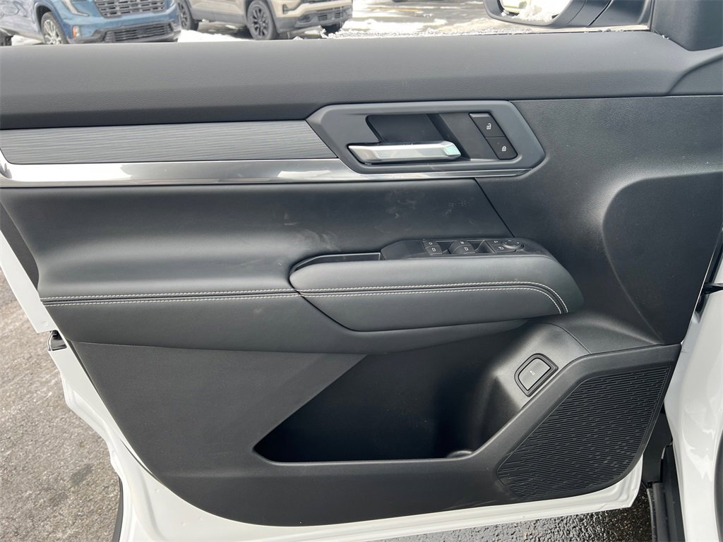 2026 GMC TERRAIN - Image 13