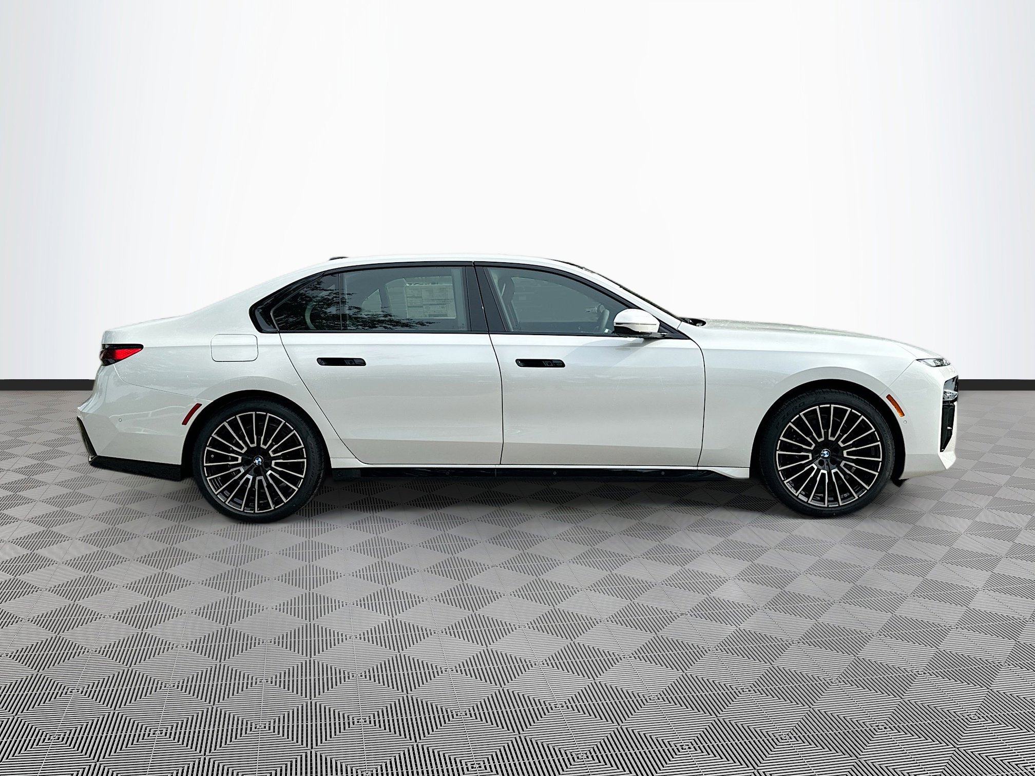 2026 Bmw 740i photo 8