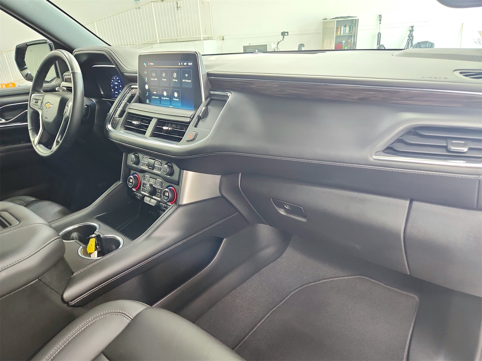 2022 Chevrolet Tahoe LT photo 36