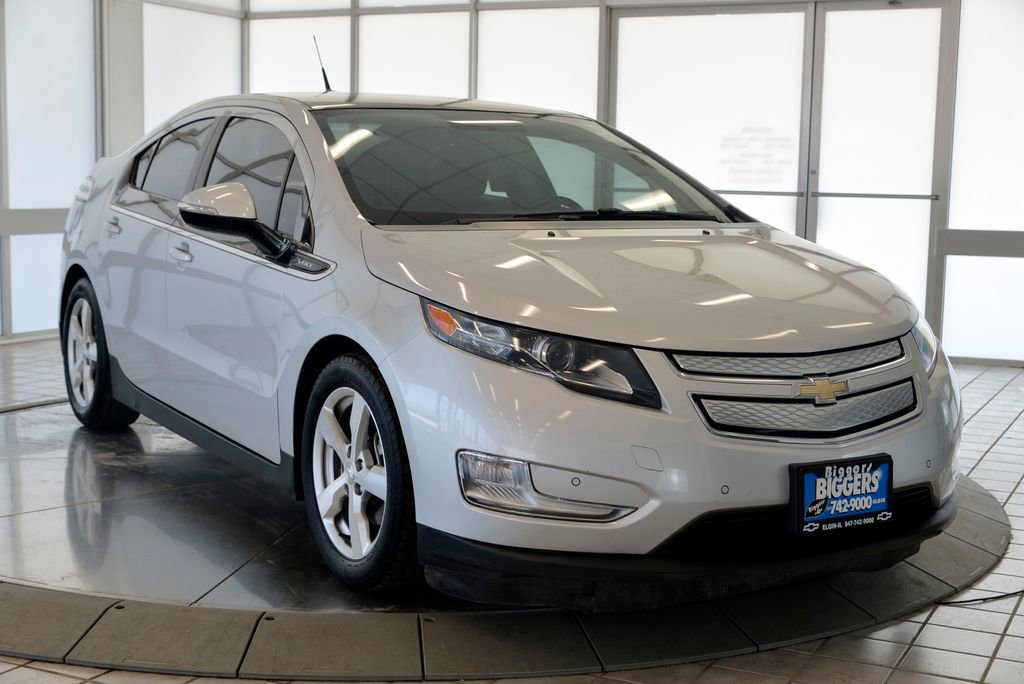 Used 2011 Chevrolet Volt Base with VIN 1G1RD6E49BU103352 for sale in Elgin, IL