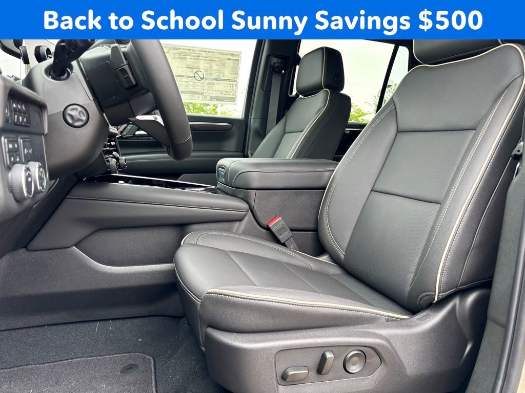 2025 Chevrolet Tahoe Premier photo 4