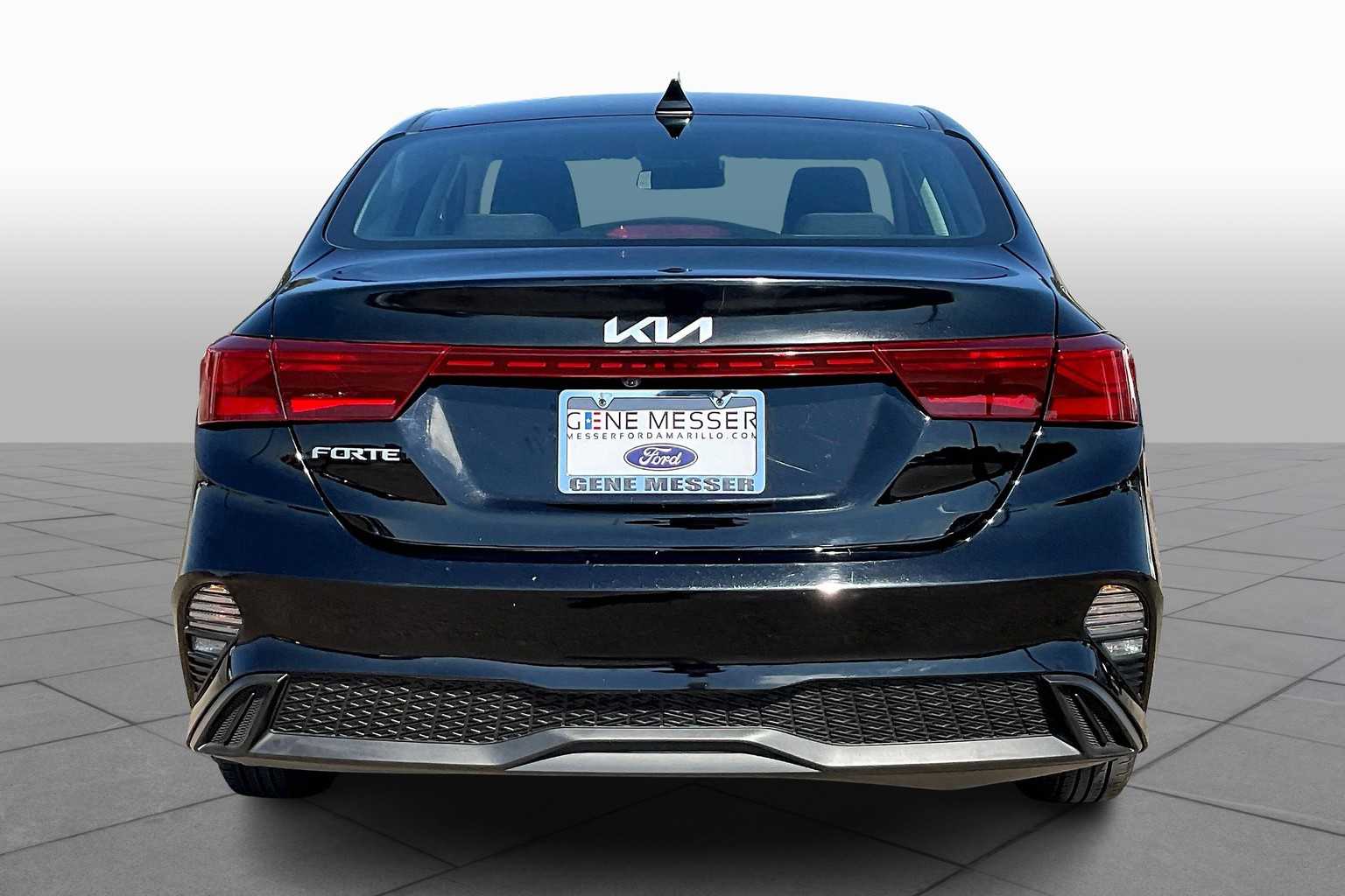 2023 Kia Forte LXS photo 4