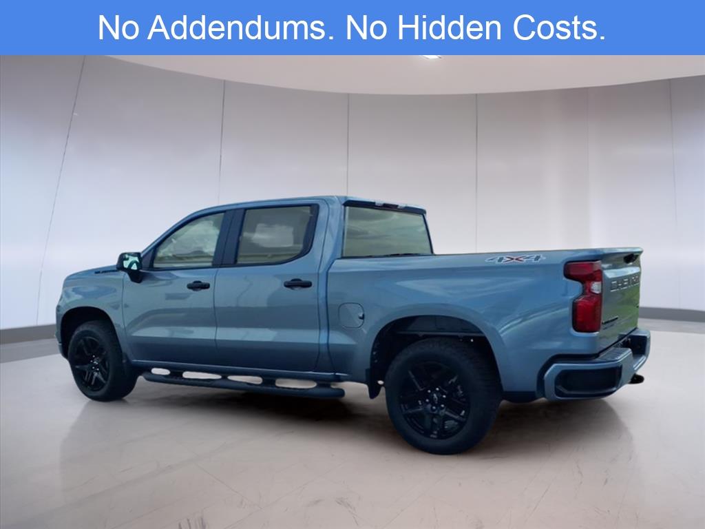 2026 Chevrolet Silverado 1500 Custom photo 3