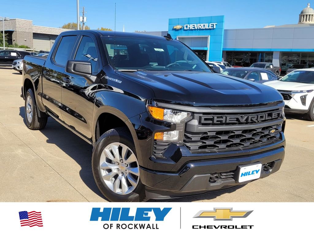 2026 Chevrolet Silverado 1500 Custom's photo