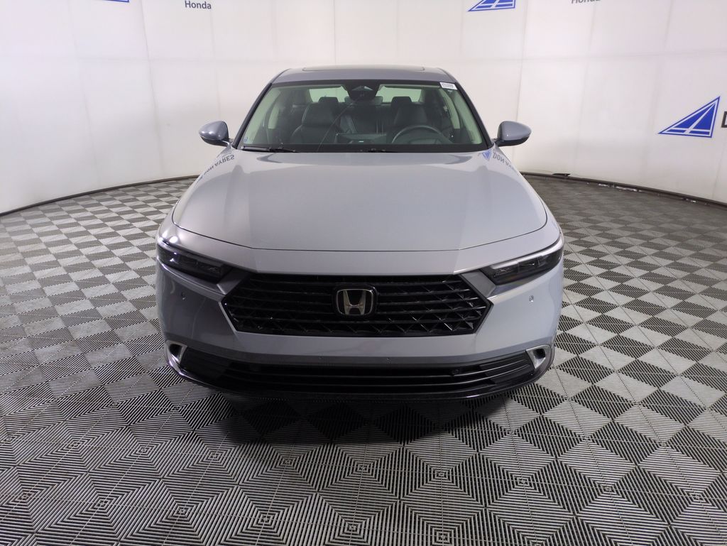 2025 Honda Accord Hybrid Touring photo 8