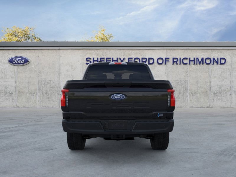 2024 Ford F-150 Lightning photo 4