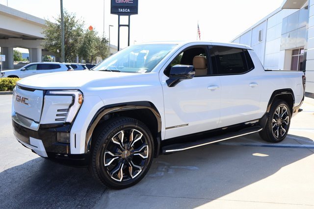 2026 Gmc Sierra EV Denali photo 3