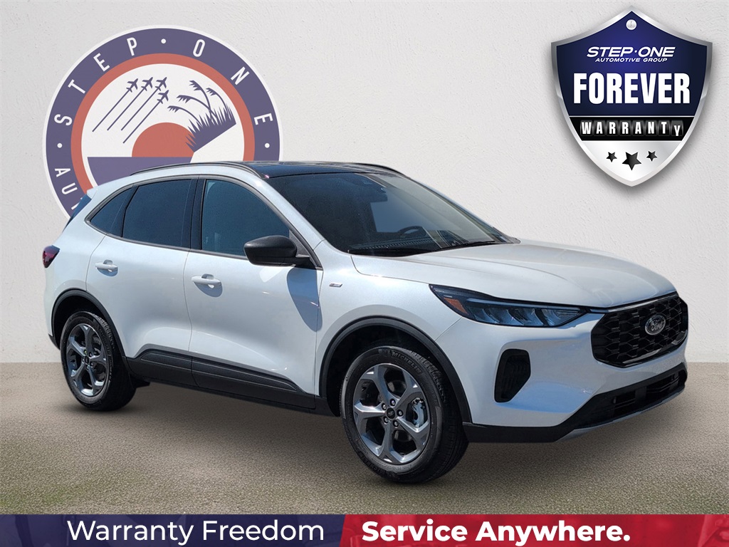 2026 Ford Escape ST-Line's photo