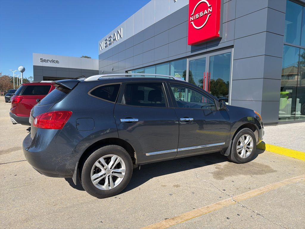 2012 Nissan Rogue SV photo 3