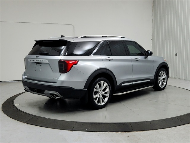 2021 Ford Explorer Platinum photo 4