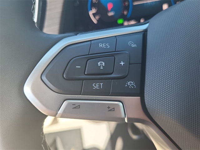 2025 Volkswagen Atlas SE photo 18