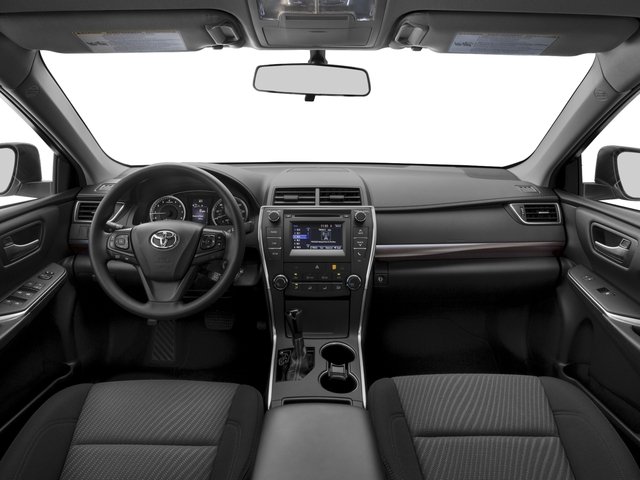 2016 Toyota Camry LE photo 4